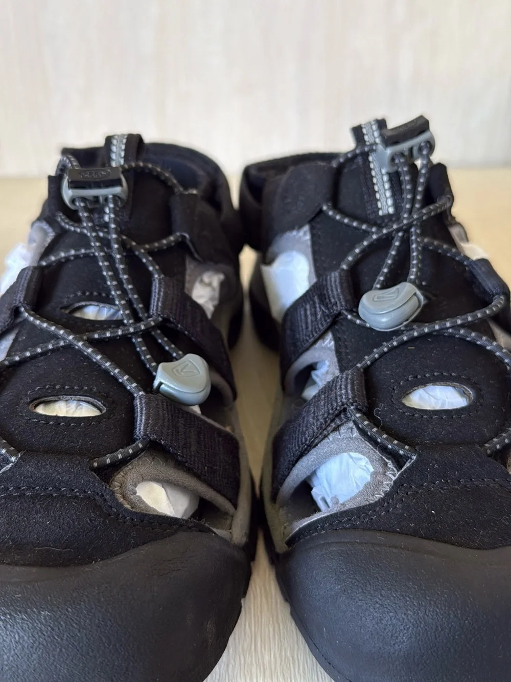 Keen features newport